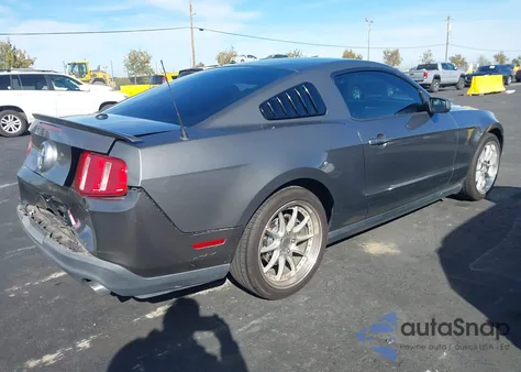 2011 Ford Mustang V6 Premium из США, поврежденный, VIN 1ZVBP8AM5B5138981